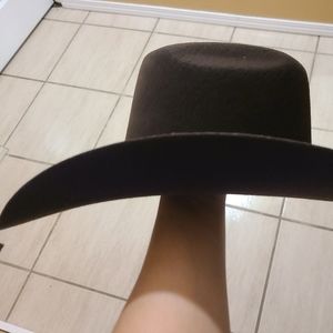 Dark brown felt cowgirl hat 7 1/8